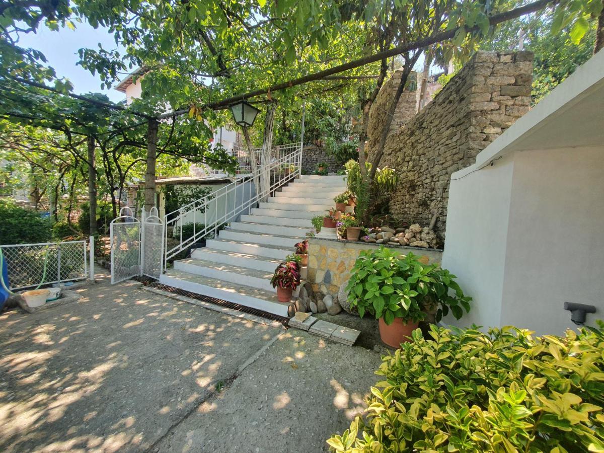 Apartment Riva Gjirokaster