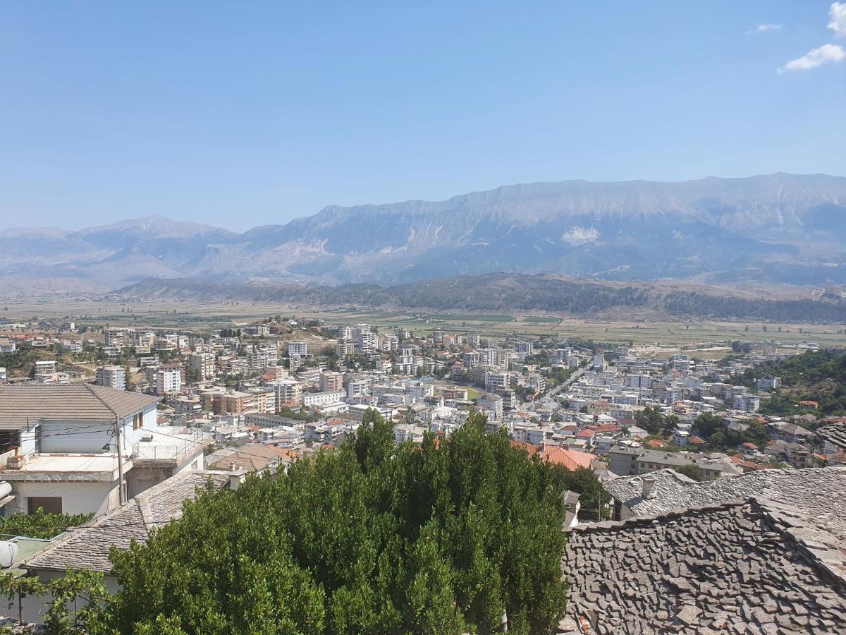 Riva * Gjirokaster